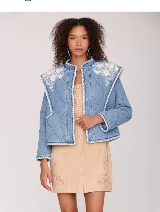 Avec Les Filles Jackets & Blazers - NWT Avec Les Filles Shoulder Flang Quilted Jacket size large